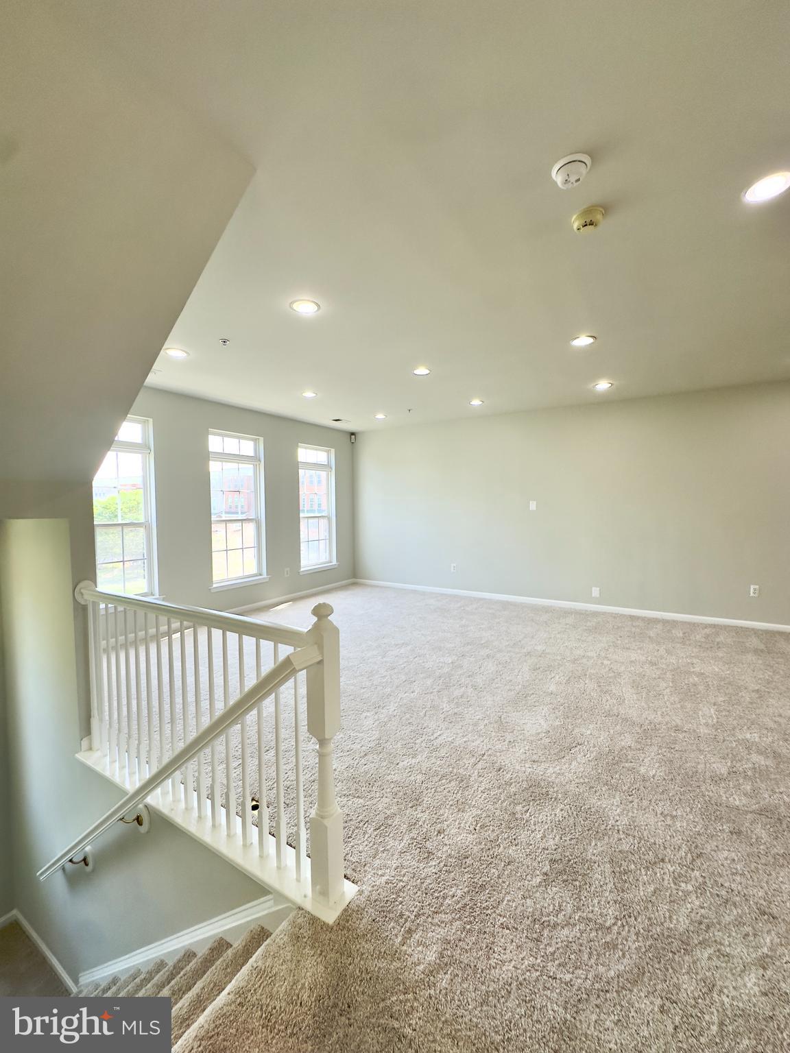 1790-B Poolside Way #22-B