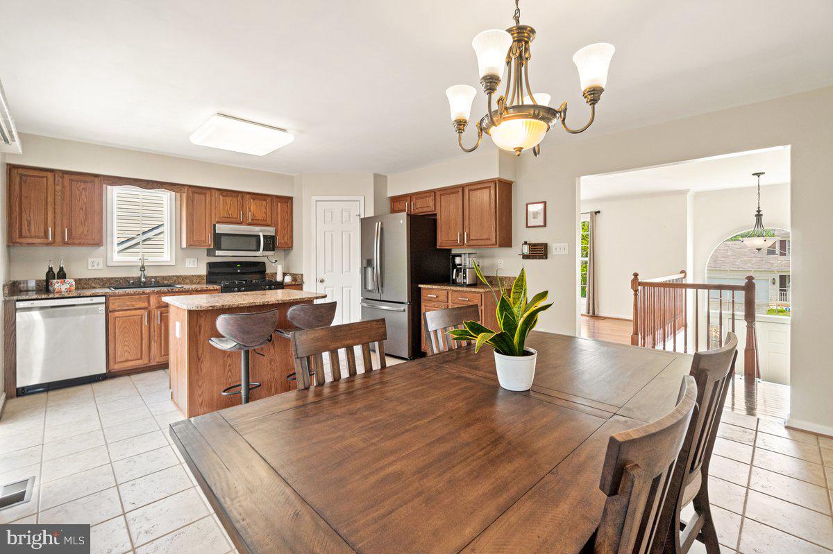 1726 Canal Run Dr