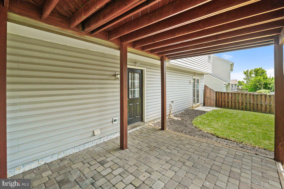 1726 Canal Run Dr