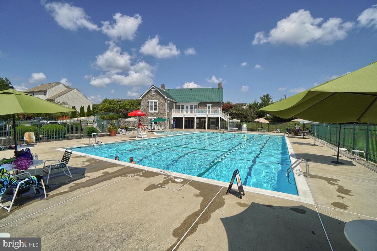 1726 Canal Run Dr