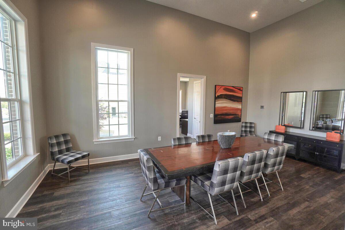 7005 FREEDOM WAY