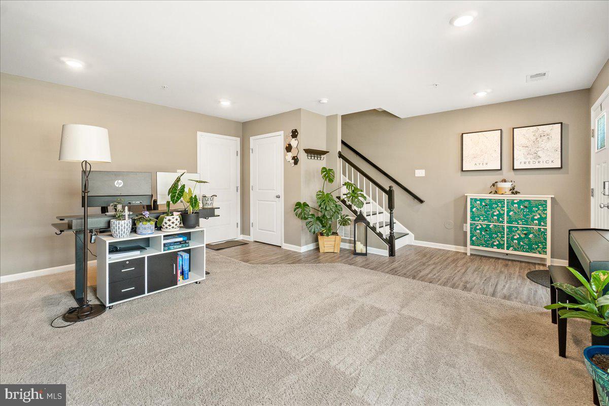7005 FREEDOM WAY