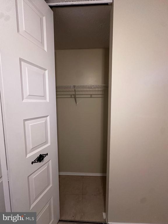 6908 DOUBLEBRAND CT