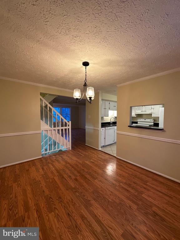 6908 DOUBLEBRAND CT
