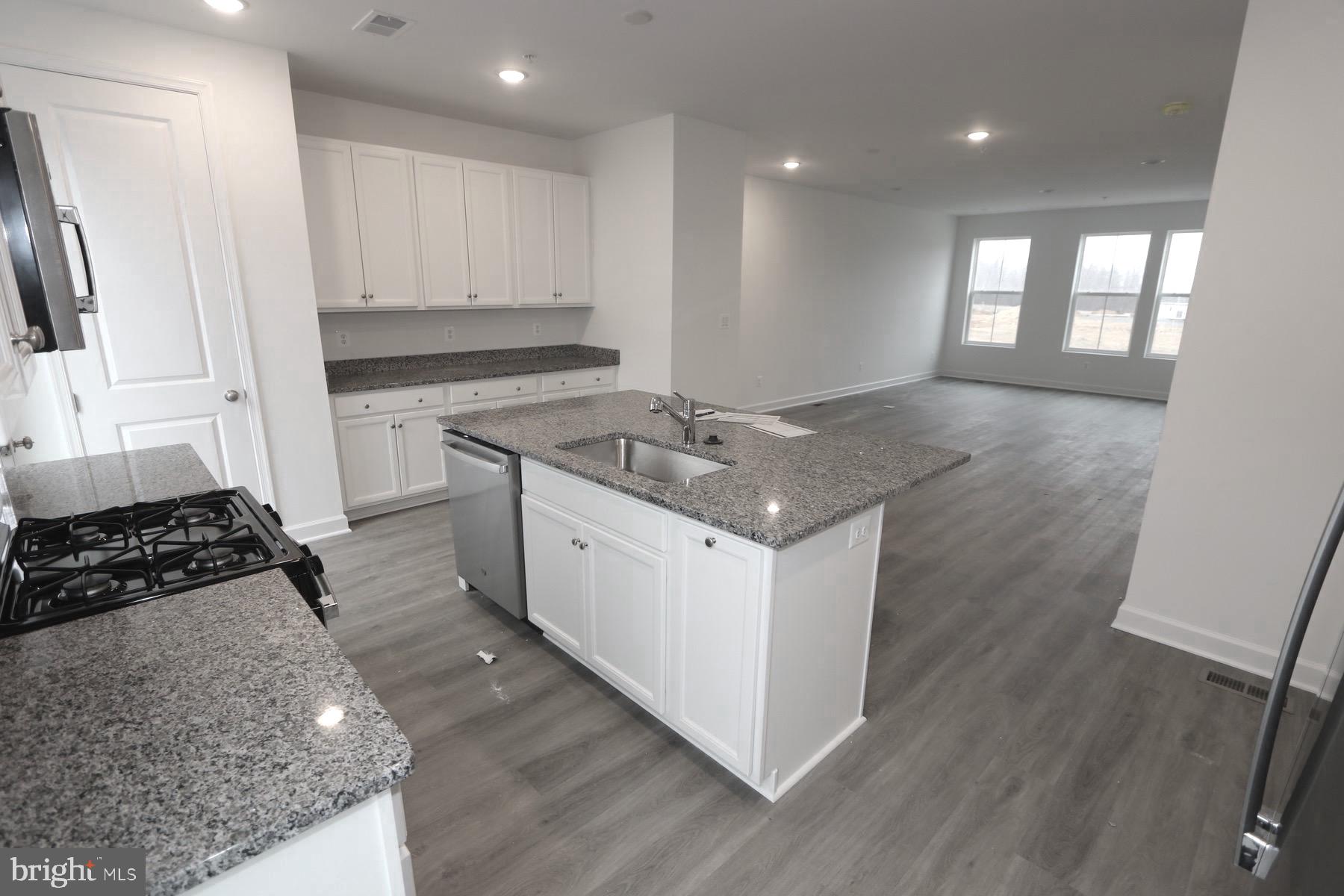 1756 BLACKSMITH WAY
