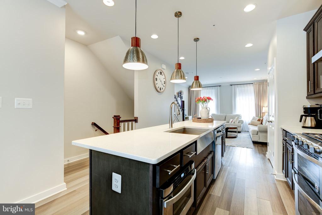 3409 Stone Barn Dr