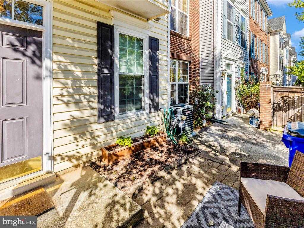 114 WHISKEY CREEK CIRCLE
