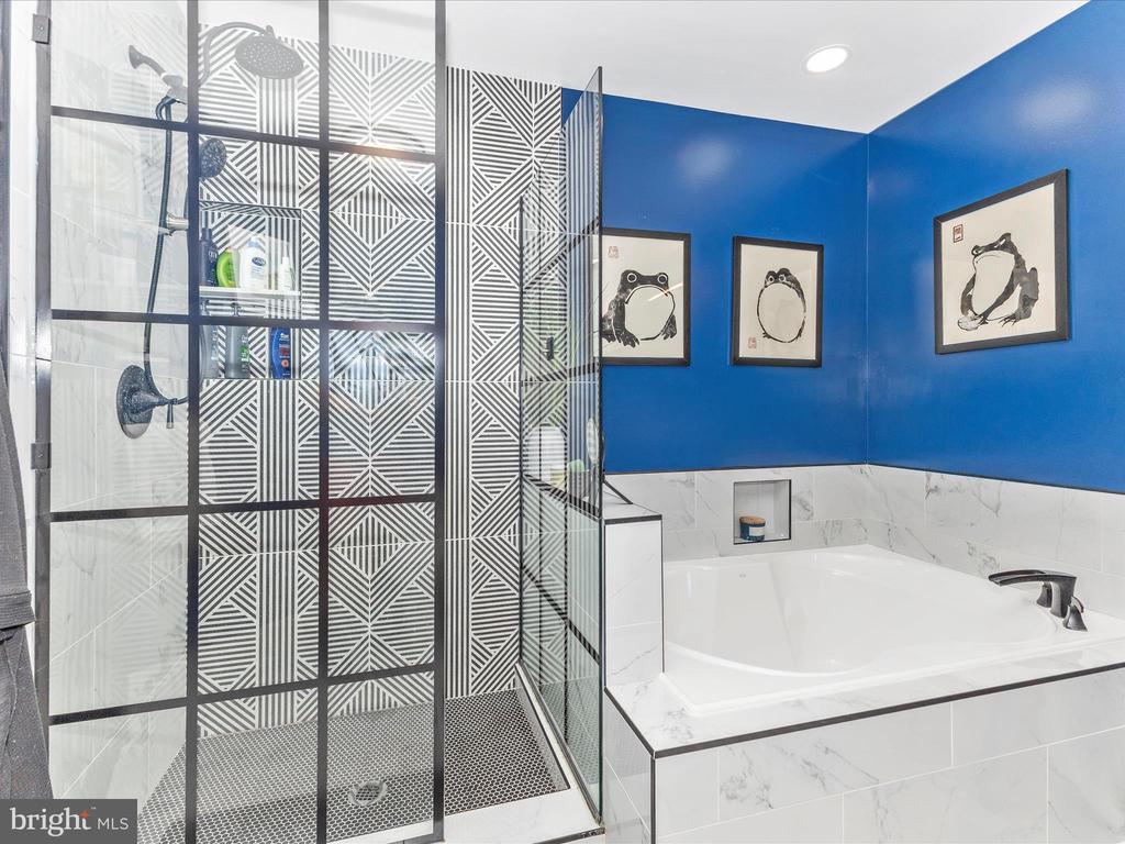 114 WHISKEY CREEK CIRCLE