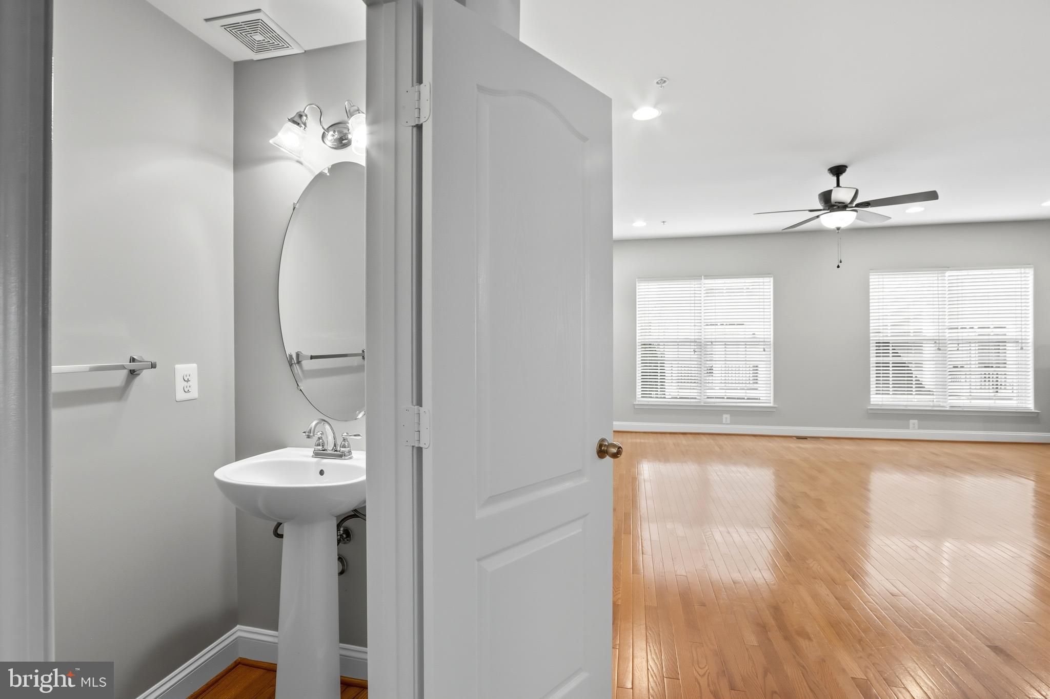 10228 NUTHATCH DRIVE