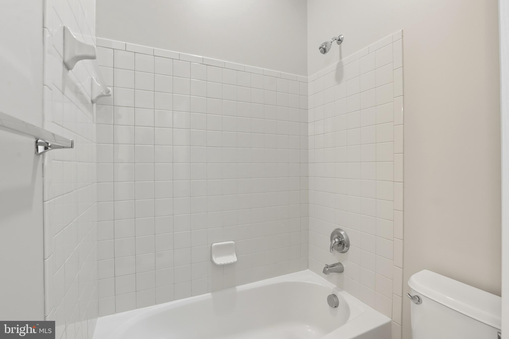 10228 NUTHATCH DRIVE