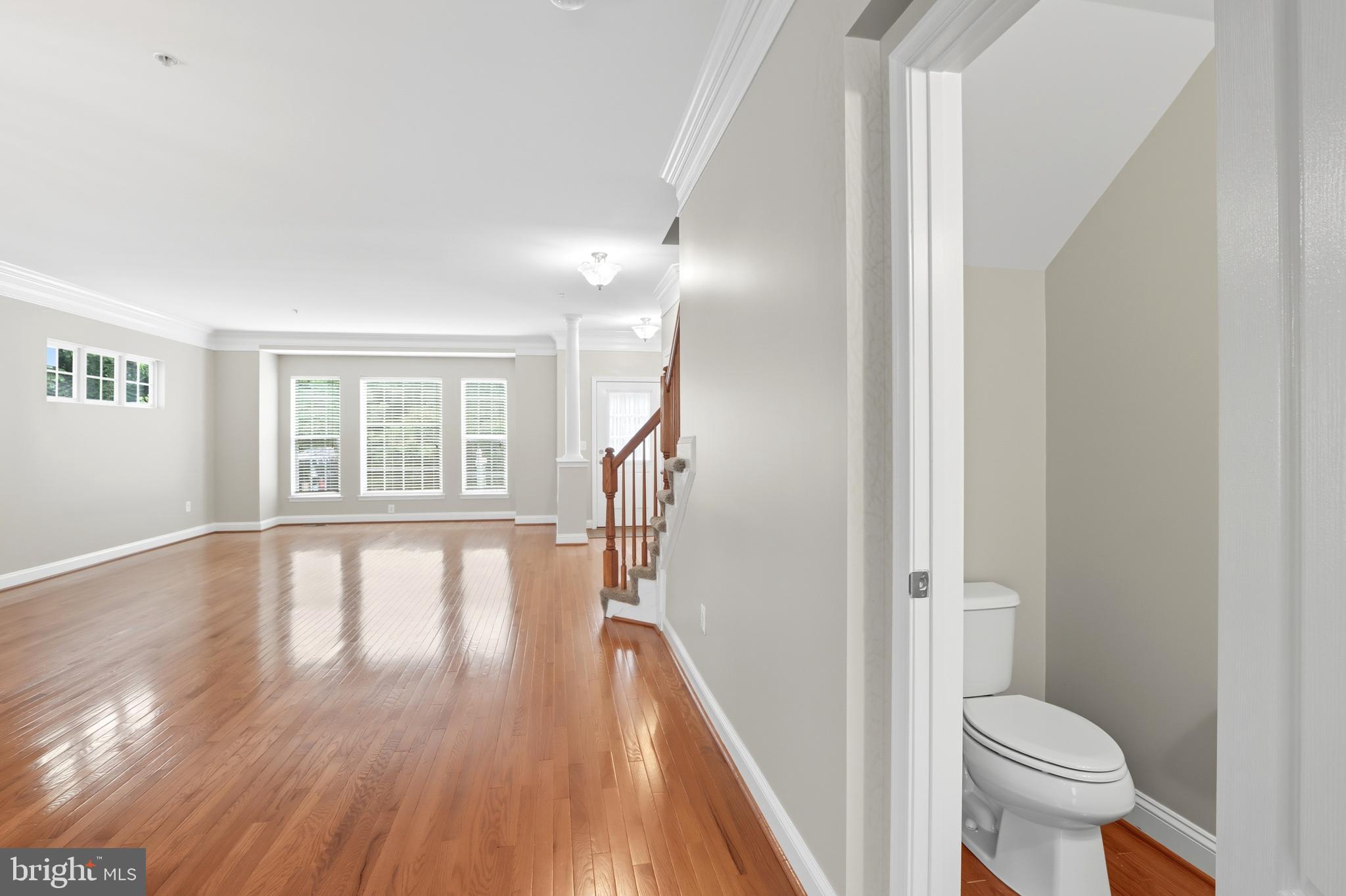 10228 NUTHATCH DRIVE