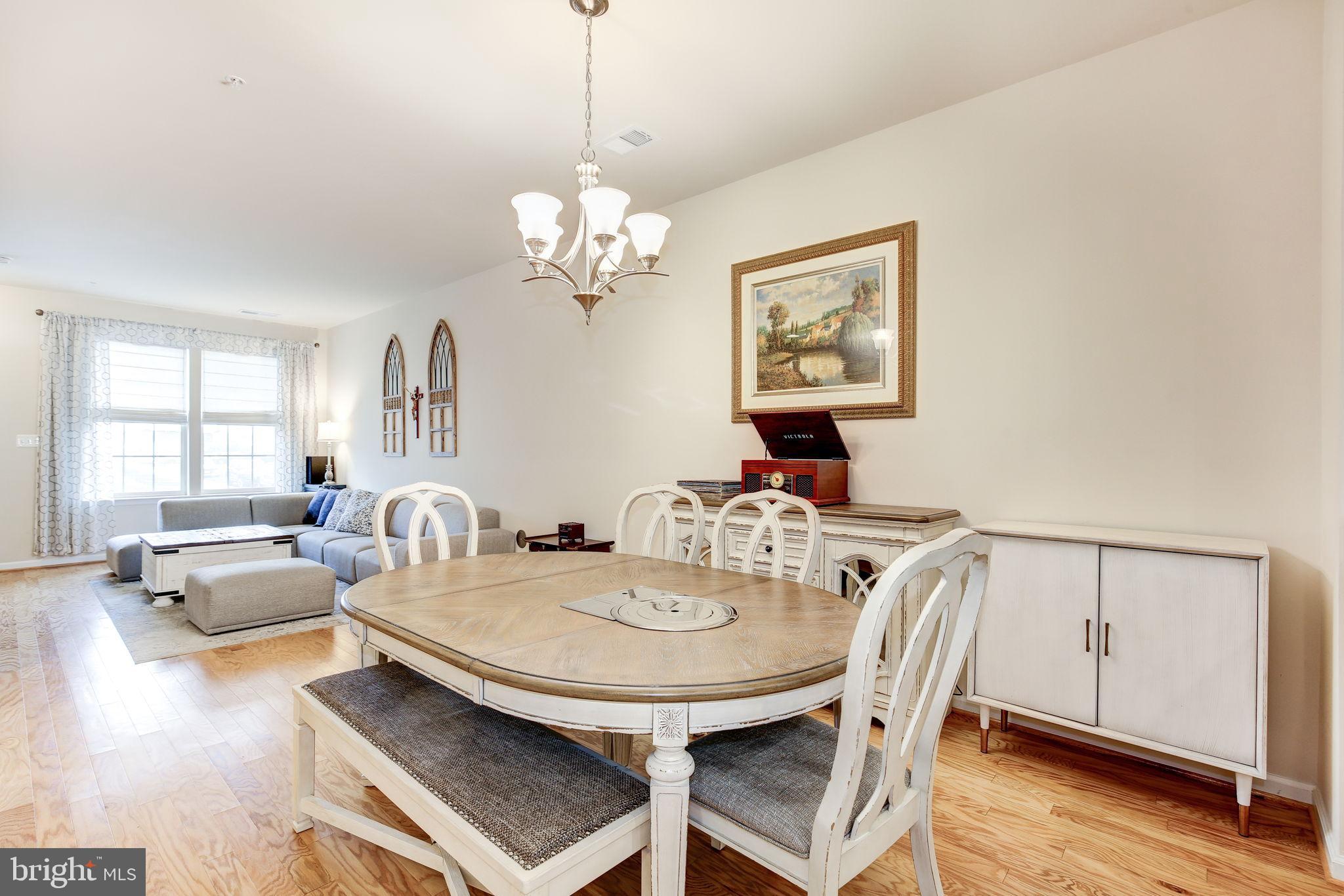 410 PEMBERTON PARK LANE