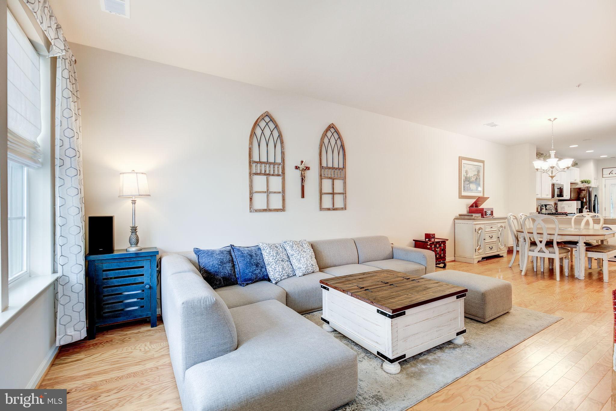 410 PEMBERTON PARK LANE