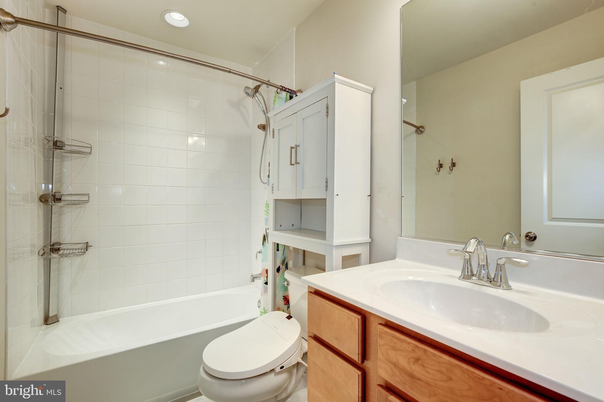 410 PEMBERTON PARK LANE