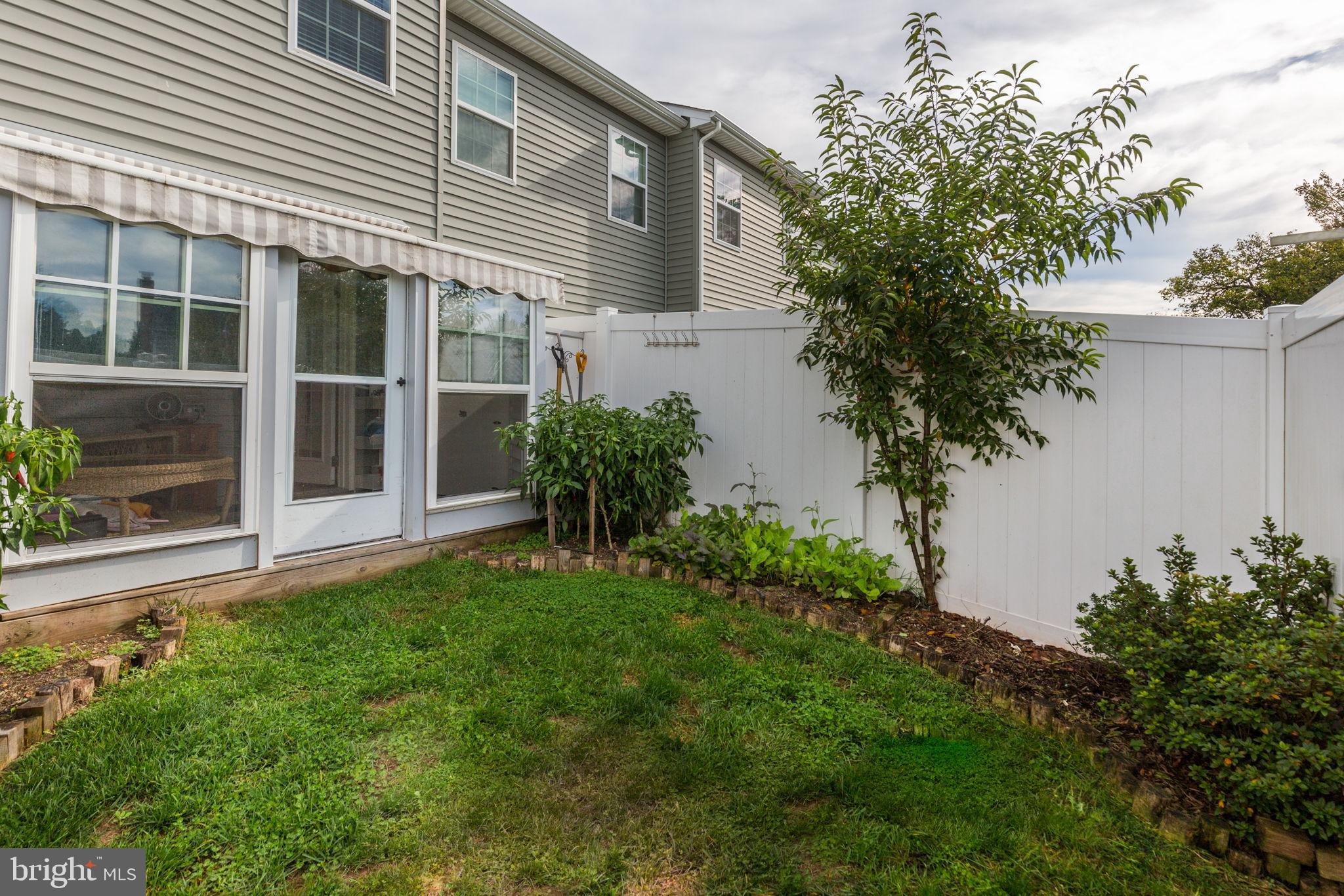 410 PEMBERTON PARK LANE