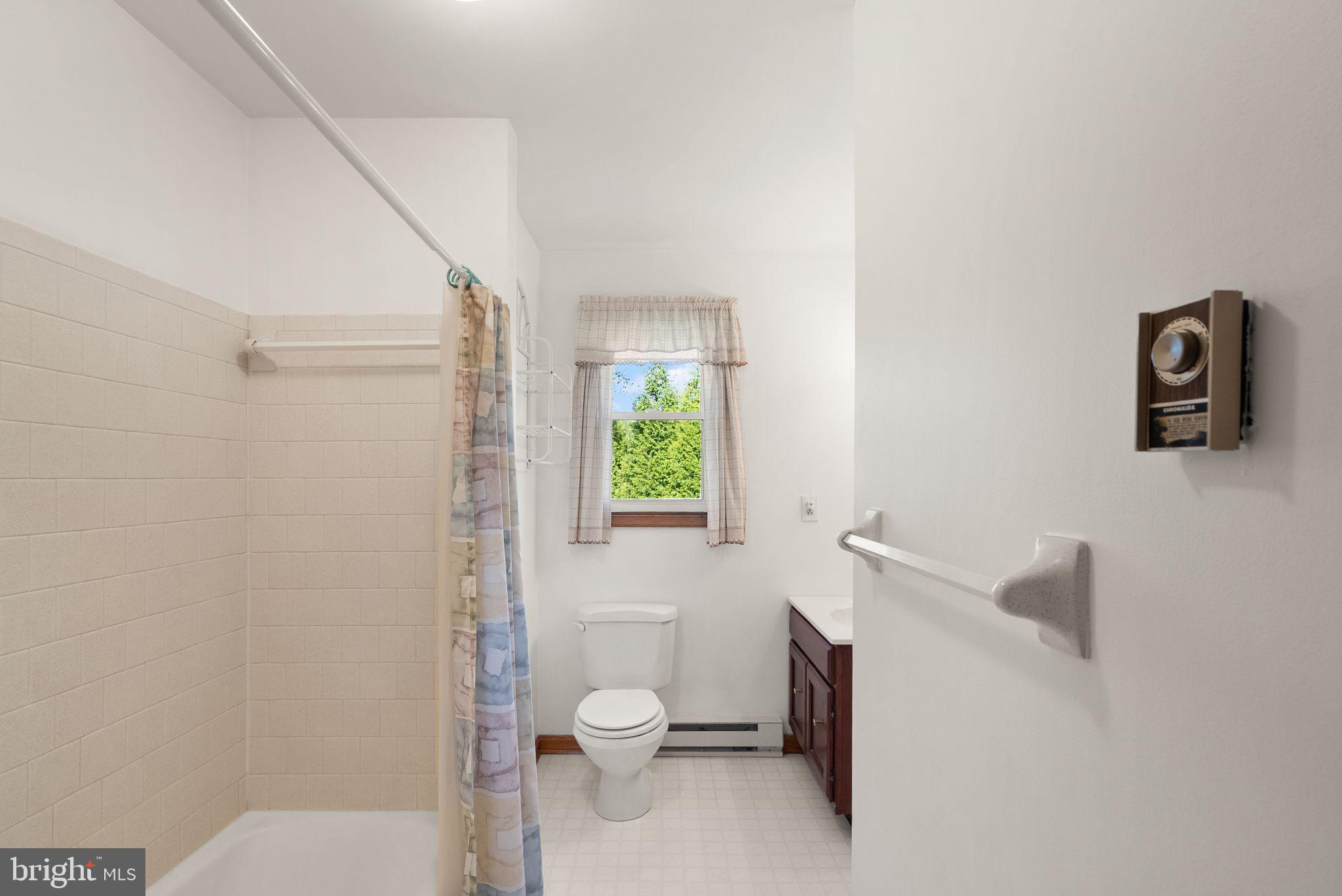 4106 GENE HEMP ROAD