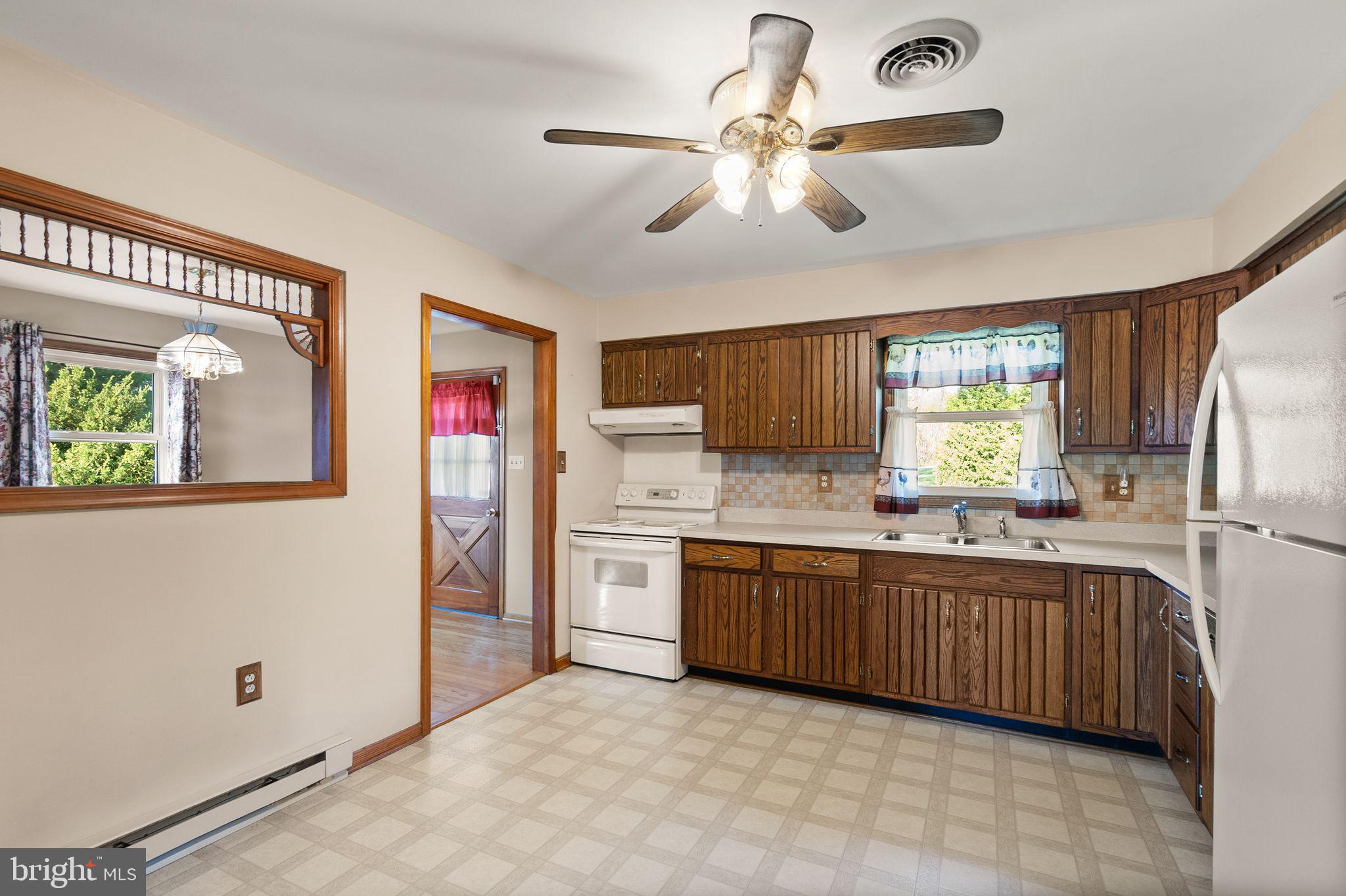 4106 GENE HEMP ROAD