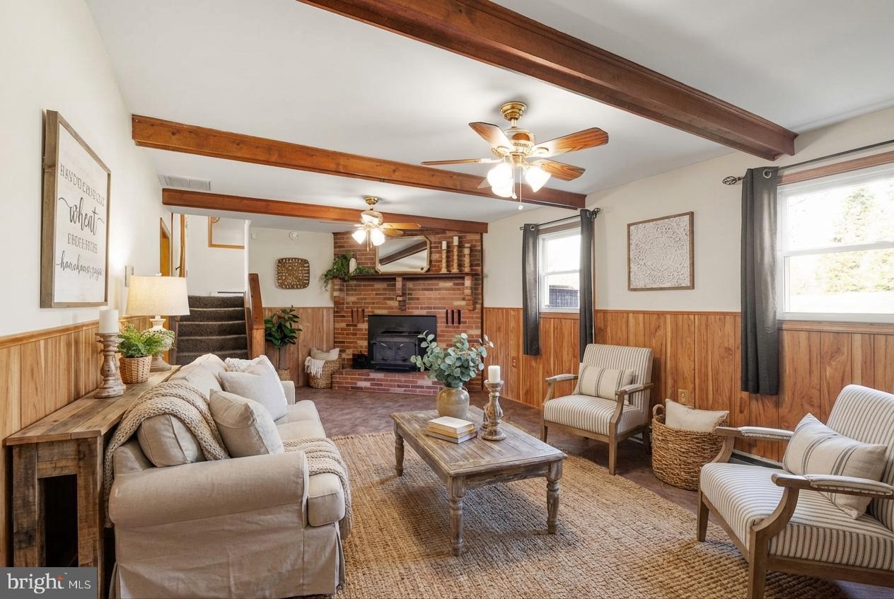 4106 GENE HEMP ROAD