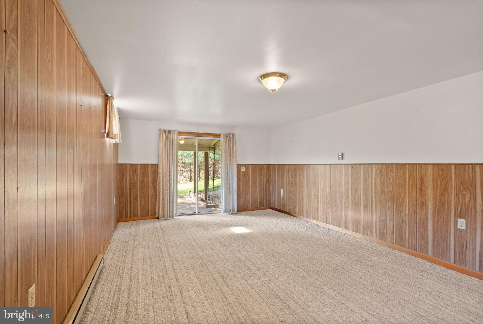 4106 GENE HEMP ROAD