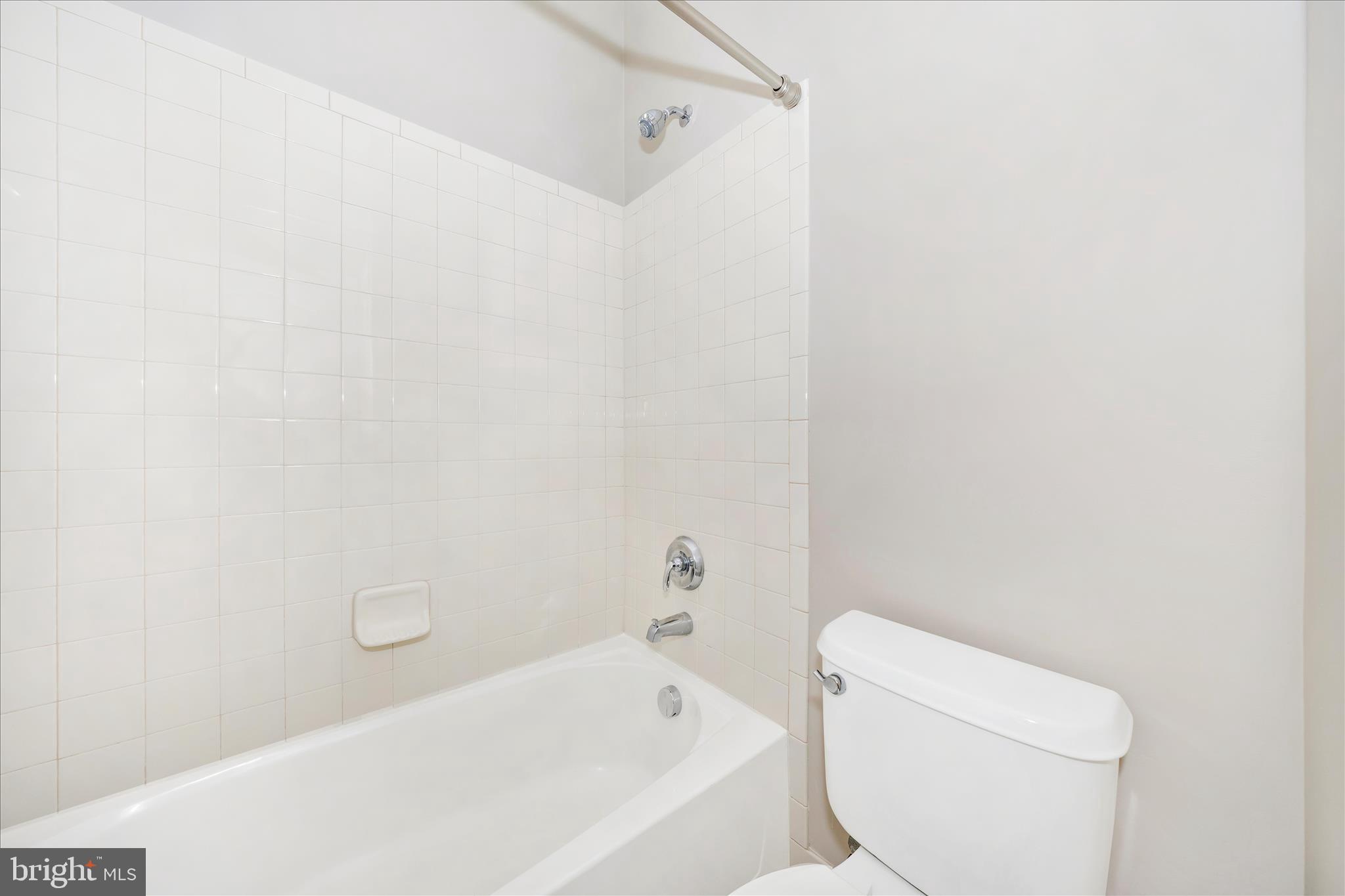 10228 NUTHATCH DRIVE