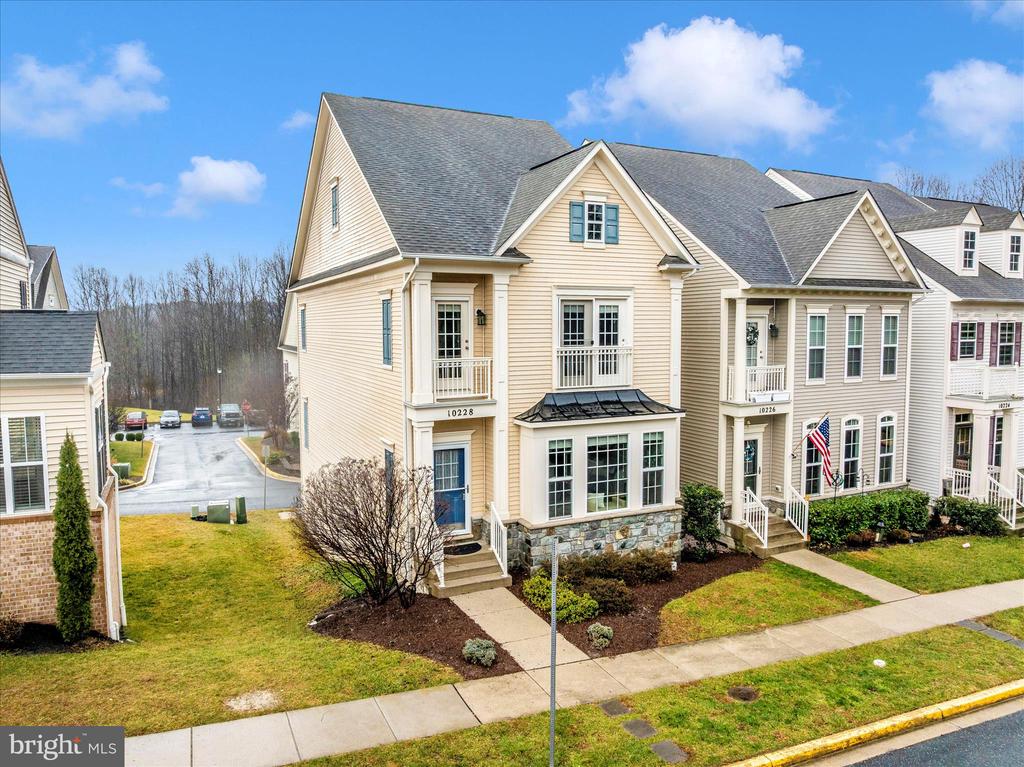 10228 NUTHATCH DRIVE