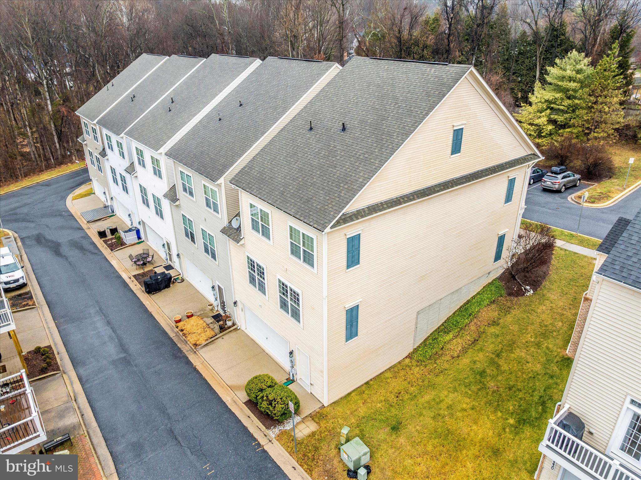 10228 NUTHATCH DRIVE