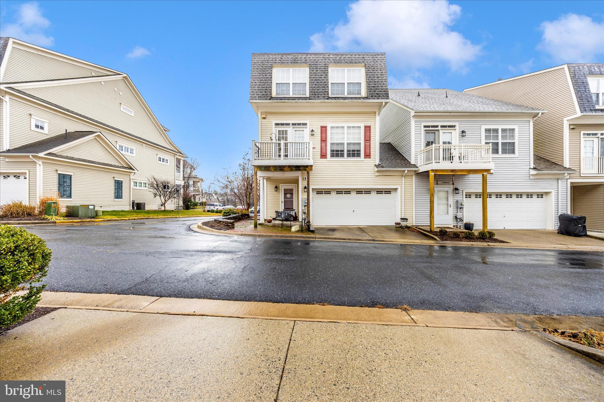 10228 NUTHATCH DRIVE