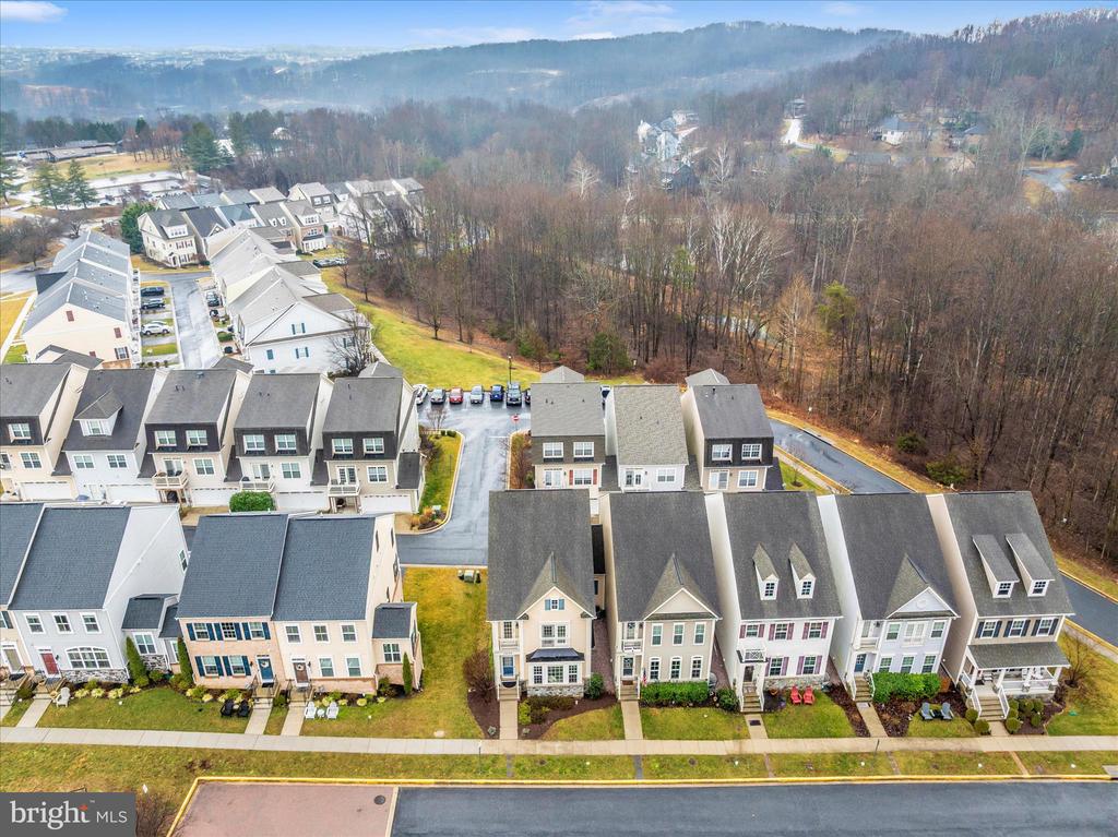 10228 NUTHATCH DRIVE