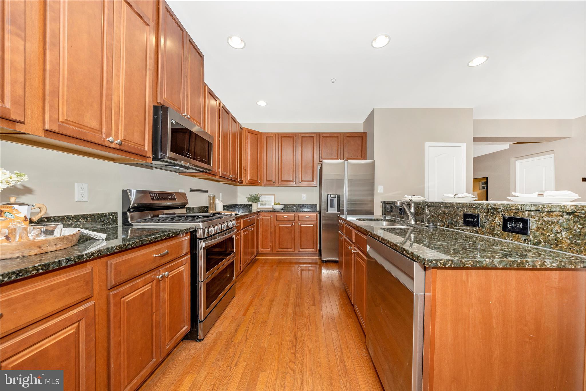 10228 NUTHATCH DRIVE