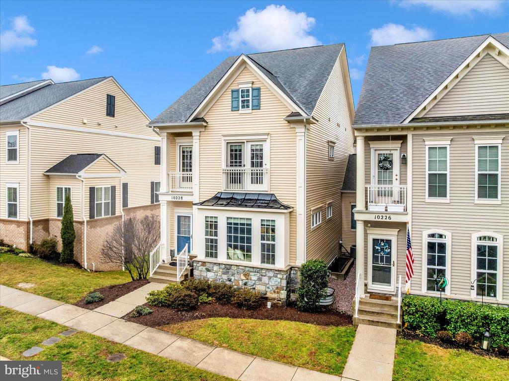 10228 NUTHATCH DRIVE