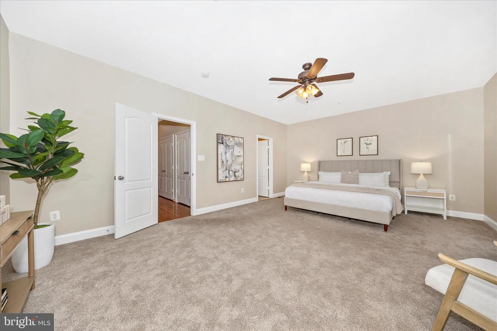 10228 NUTHATCH DRIVE
