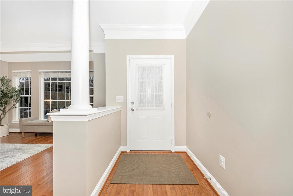 10228 NUTHATCH DRIVE