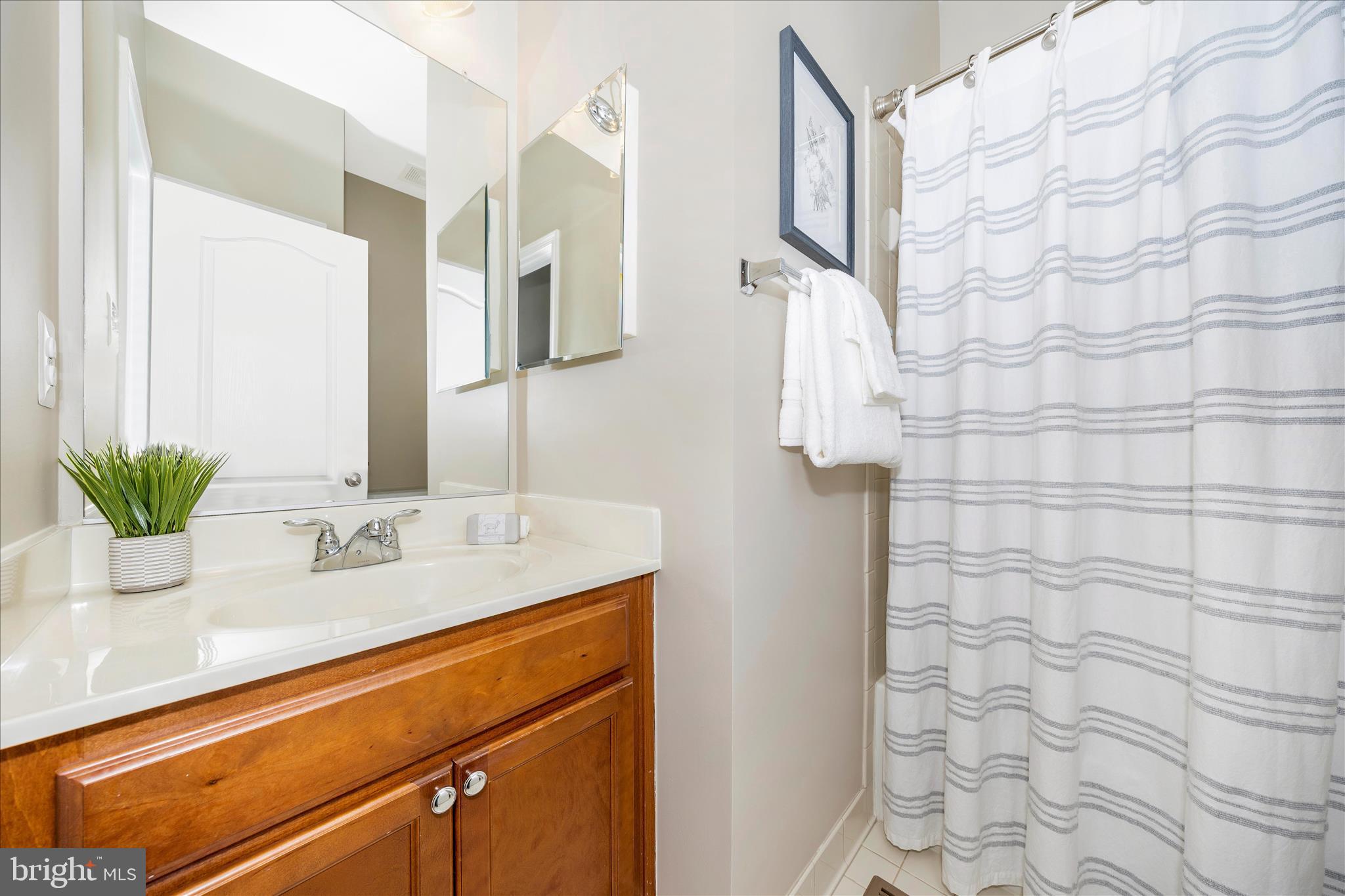 10228 NUTHATCH DRIVE