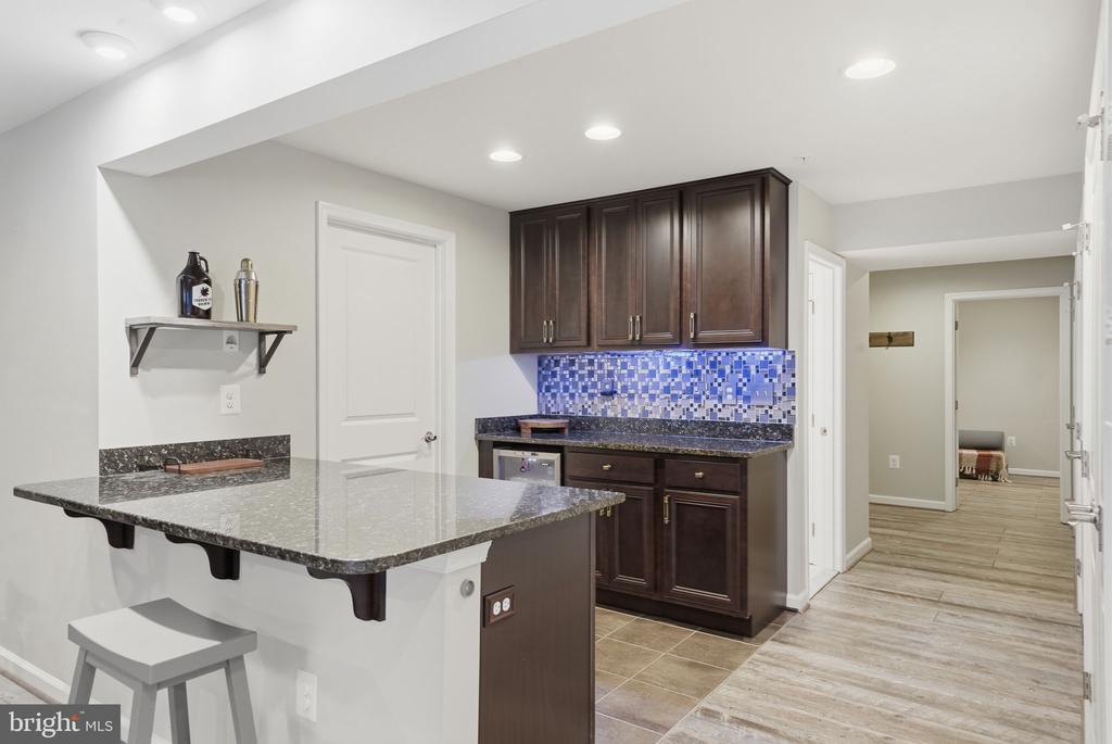 3034 PALATINE DRIVE