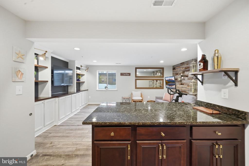 3034 PALATINE DRIVE