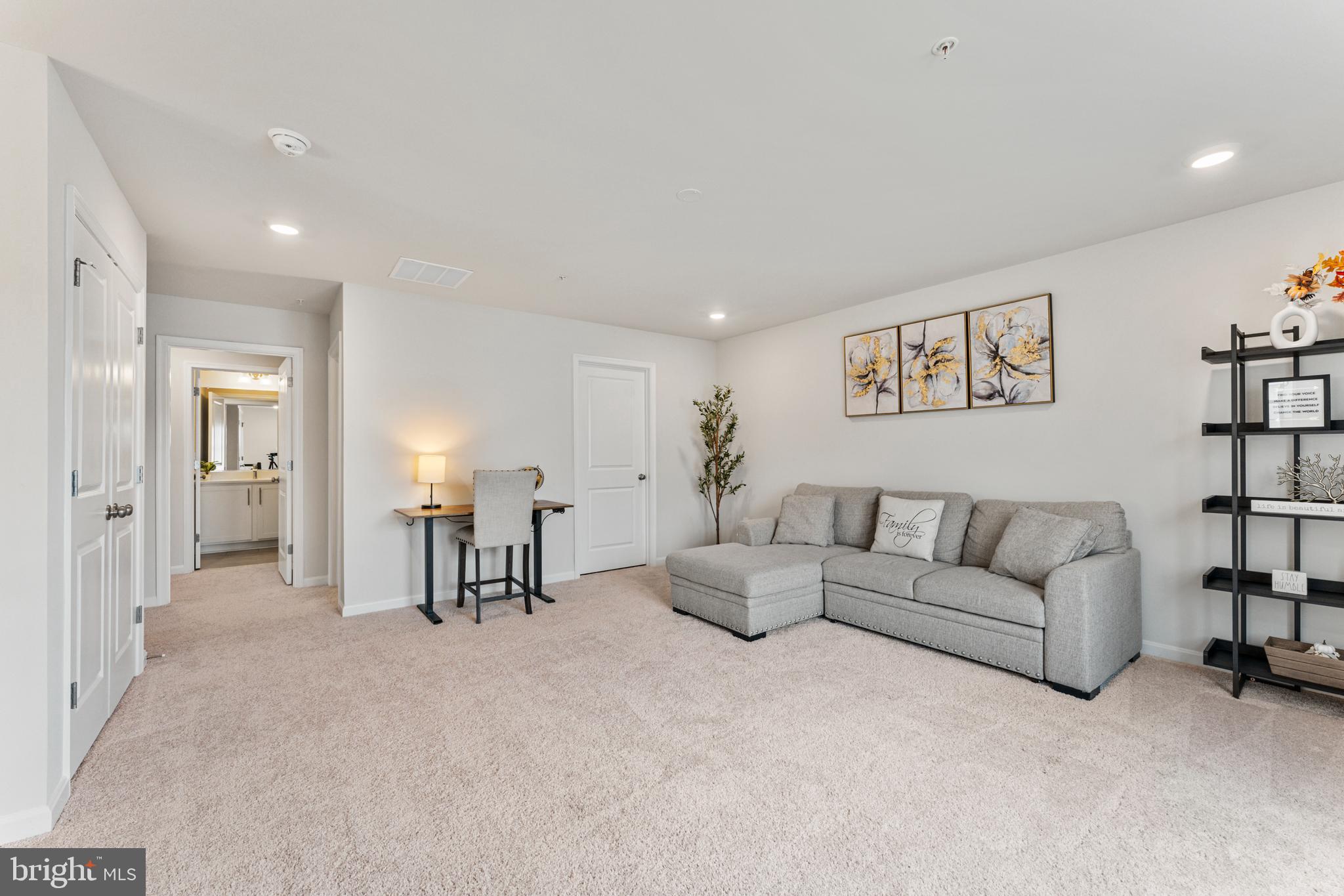 493 ENSEMBLE WAY