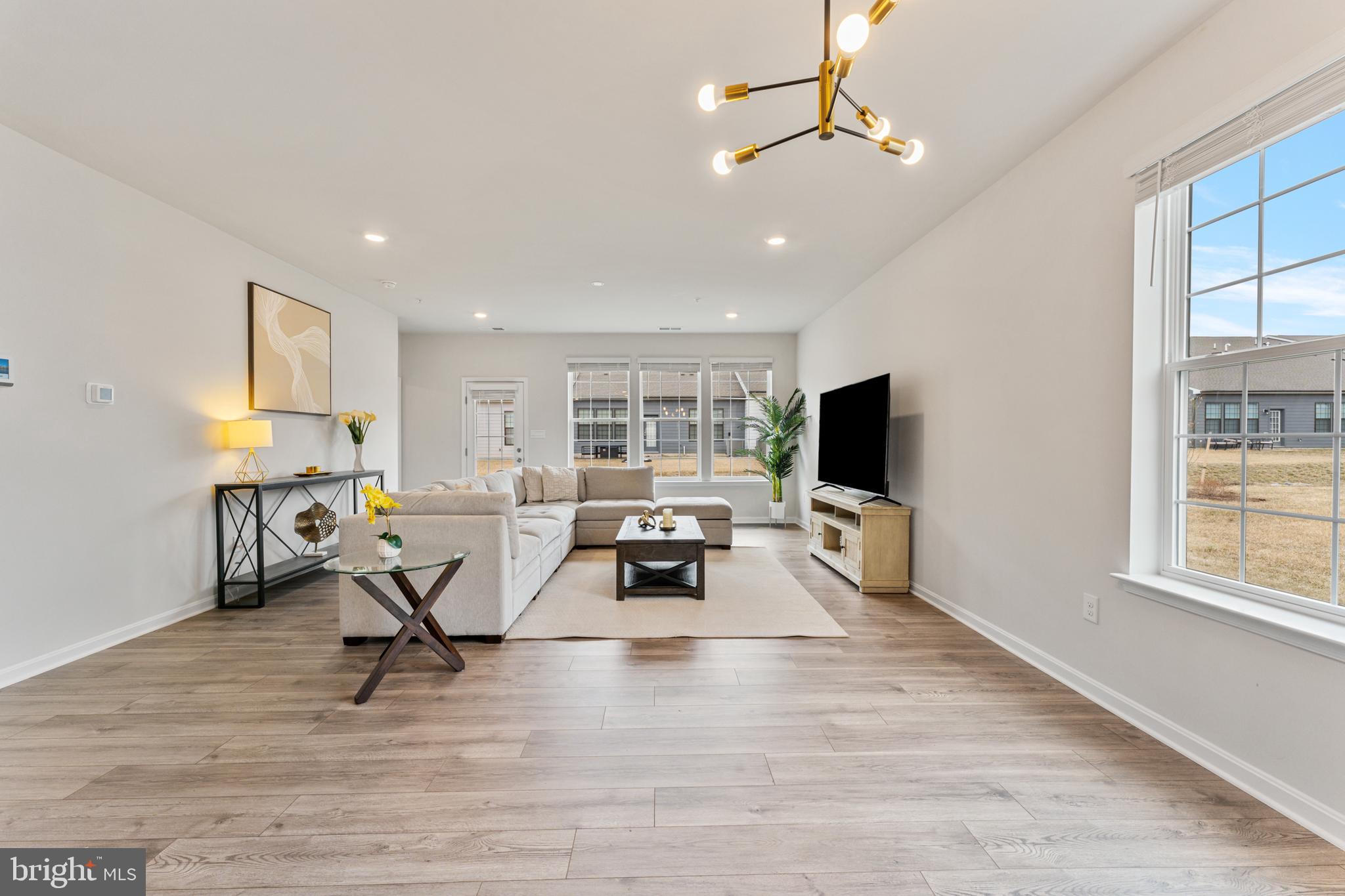 493 ENSEMBLE WAY