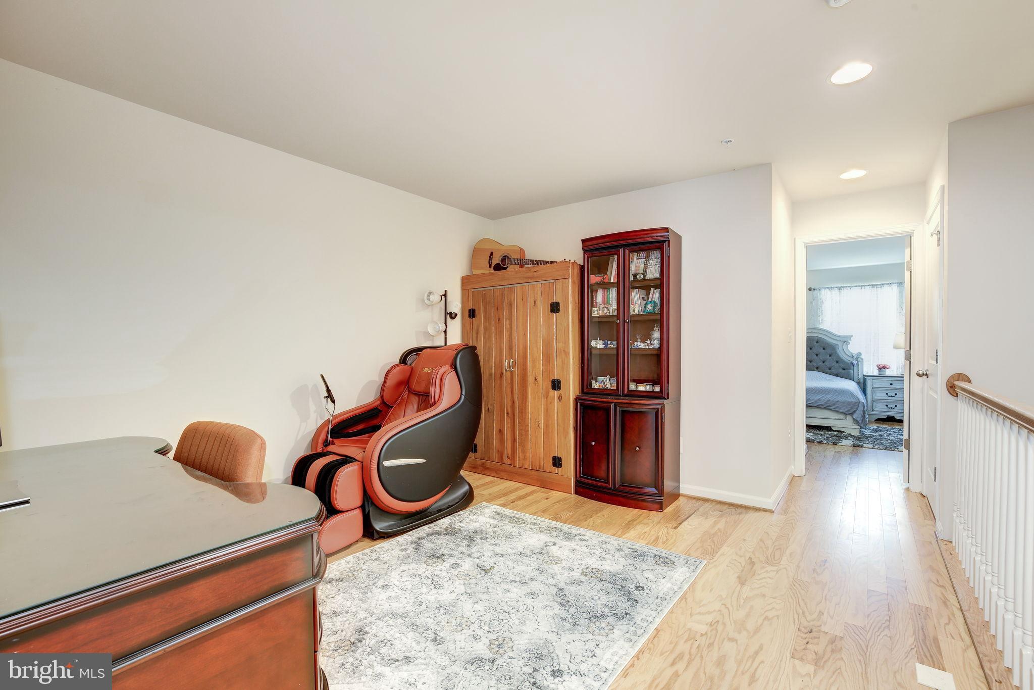 410 PEMBERTON PARK LANE