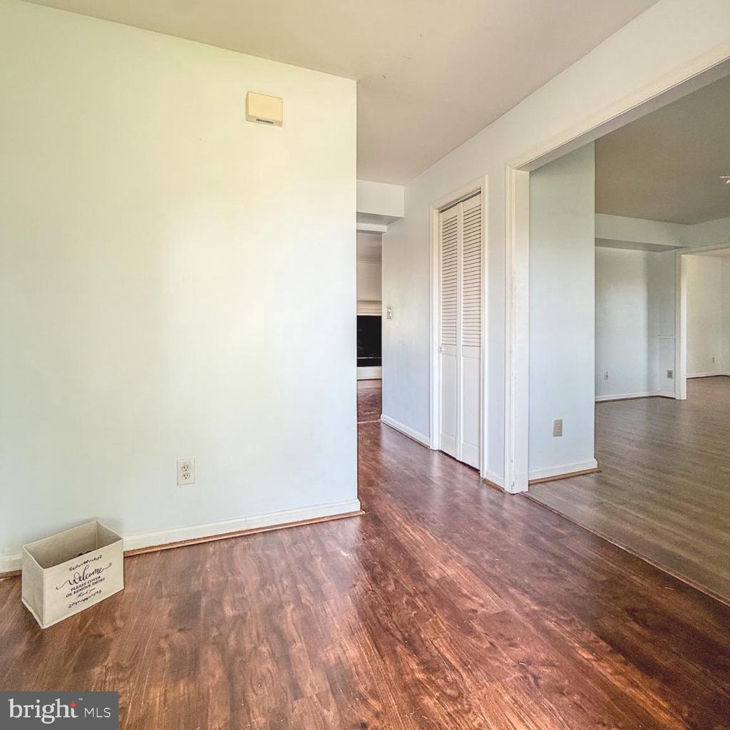 3910 RED LEAF COURT