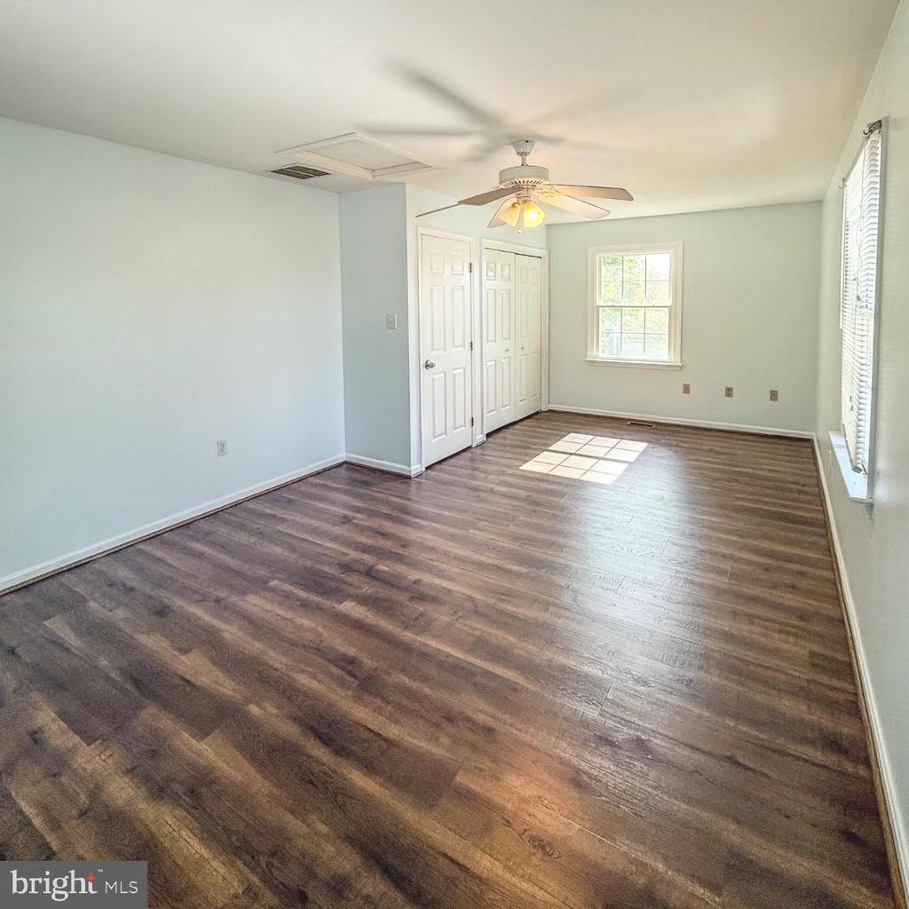 3910 RED LEAF COURT