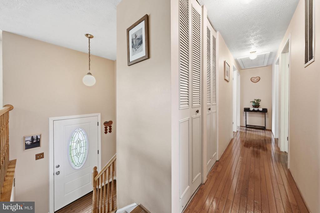 1595 ELMWOOD COURT
