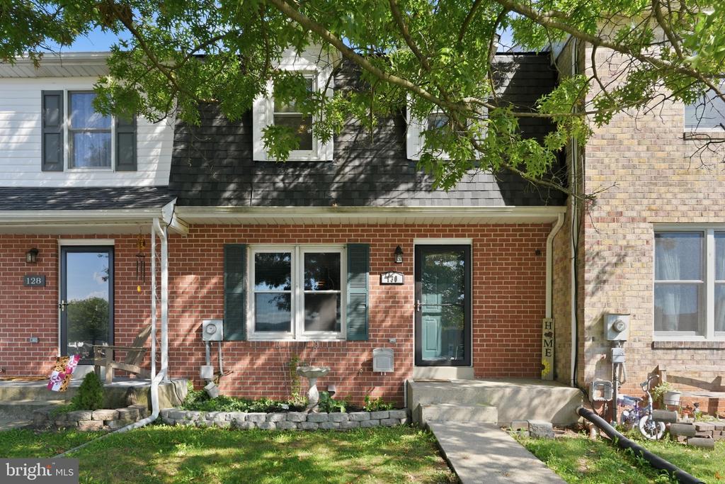 130 E HAMMAKER