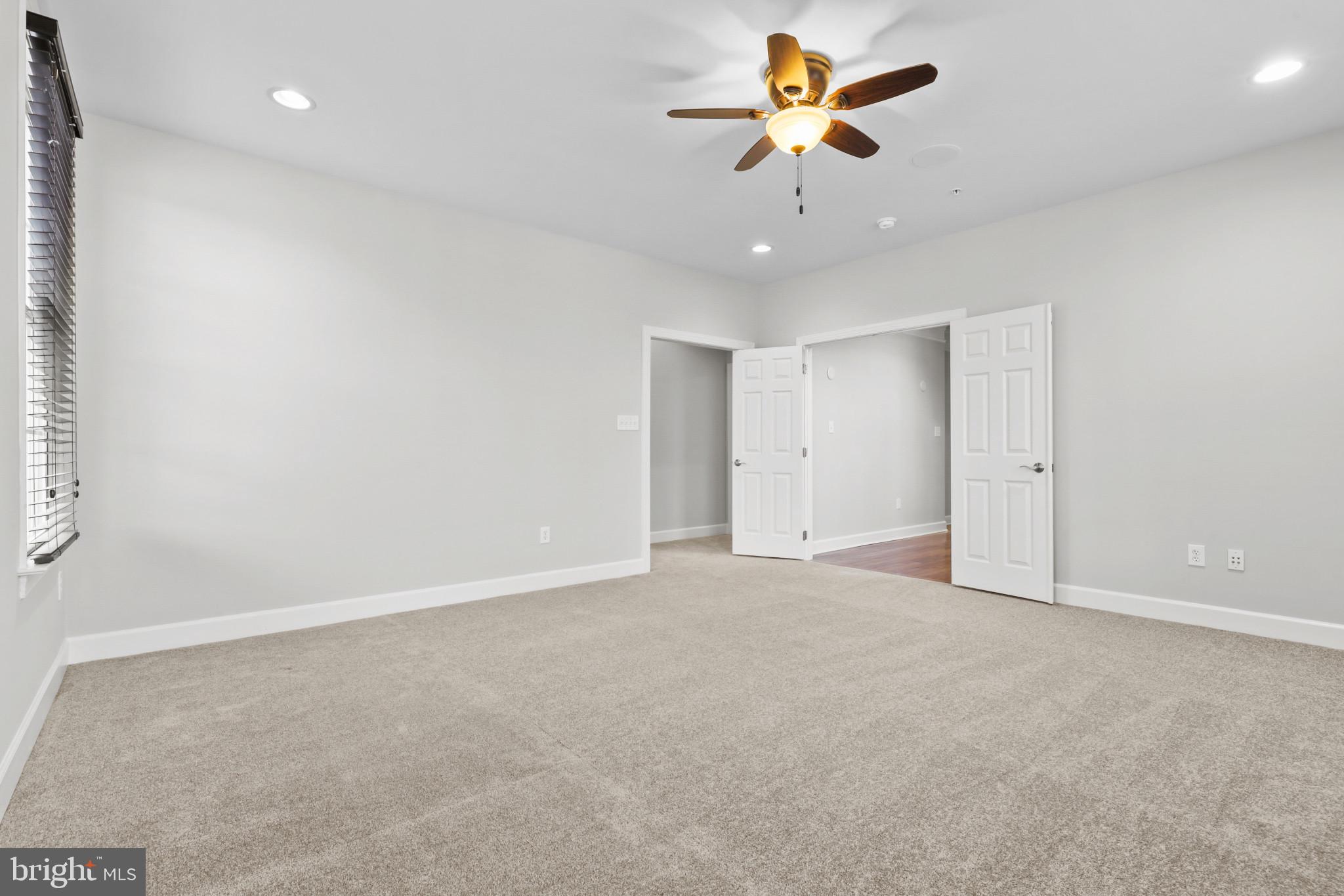 7661 Midtown ROAD