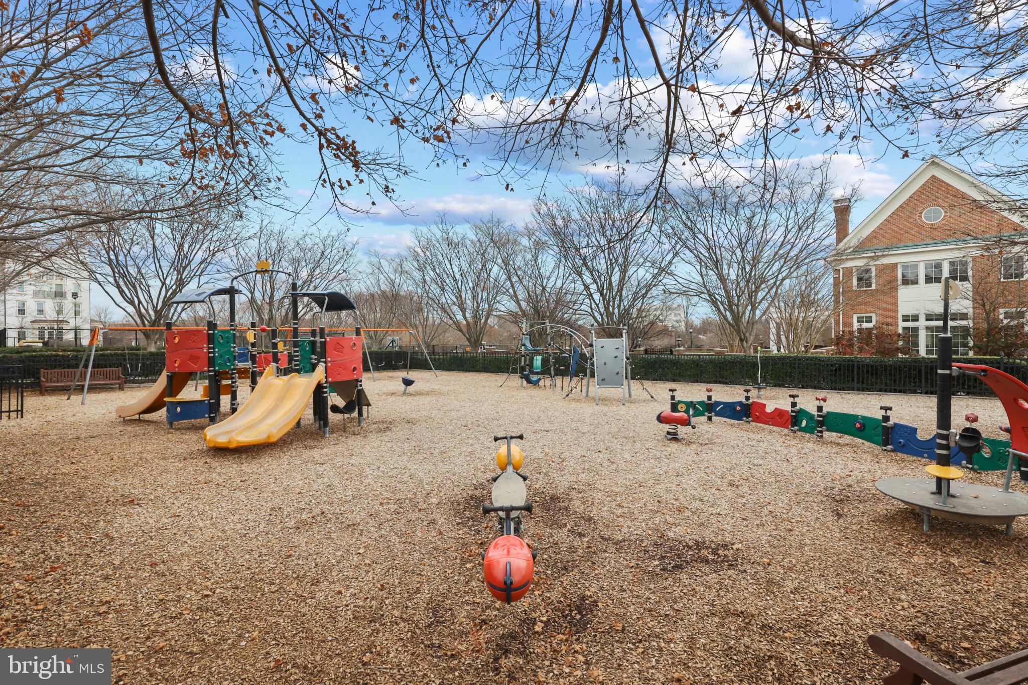 7661 Midtown ROAD
