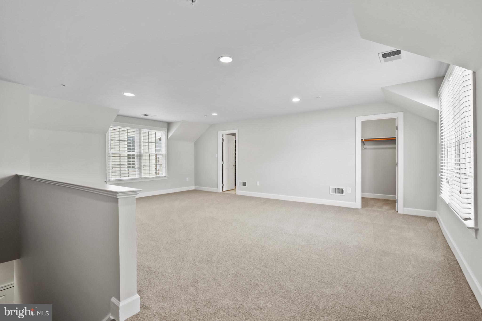 7661 Midtown ROAD
