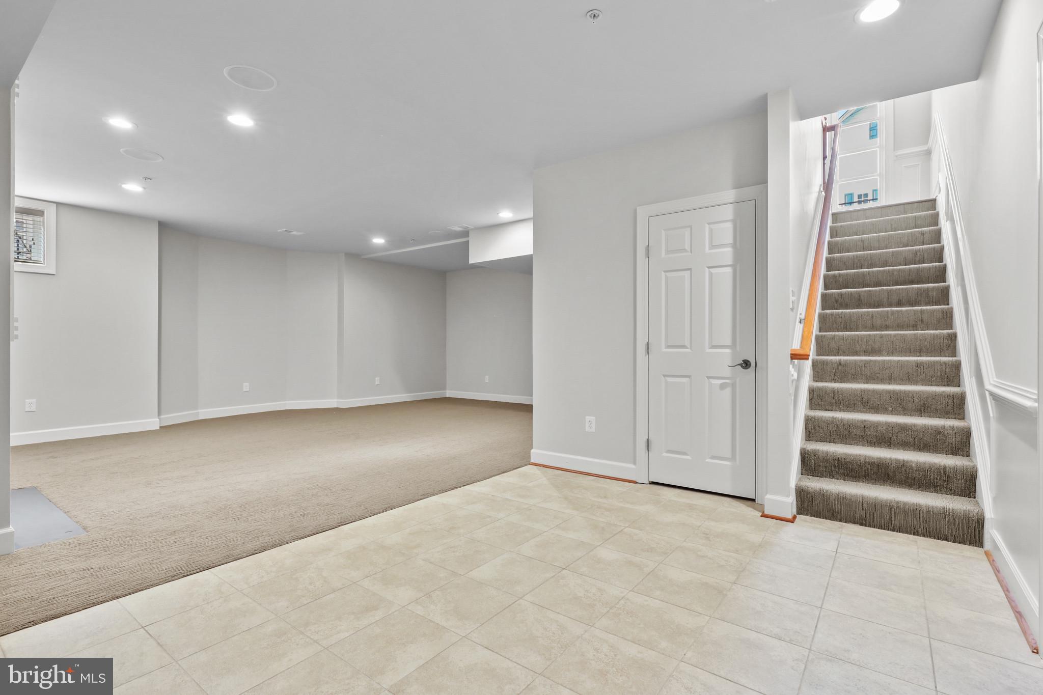 7661 Midtown ROAD