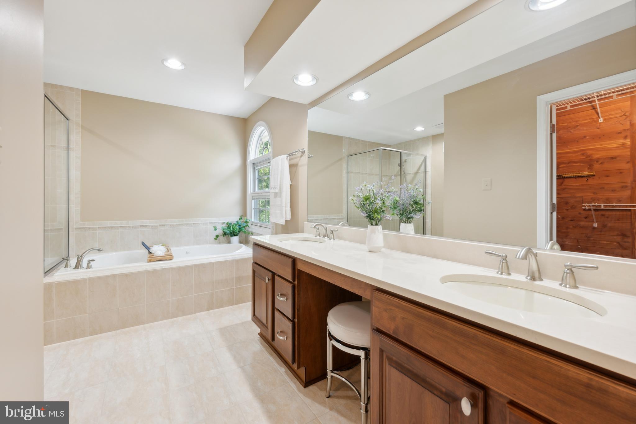 8418 Flowering Cherry Ln