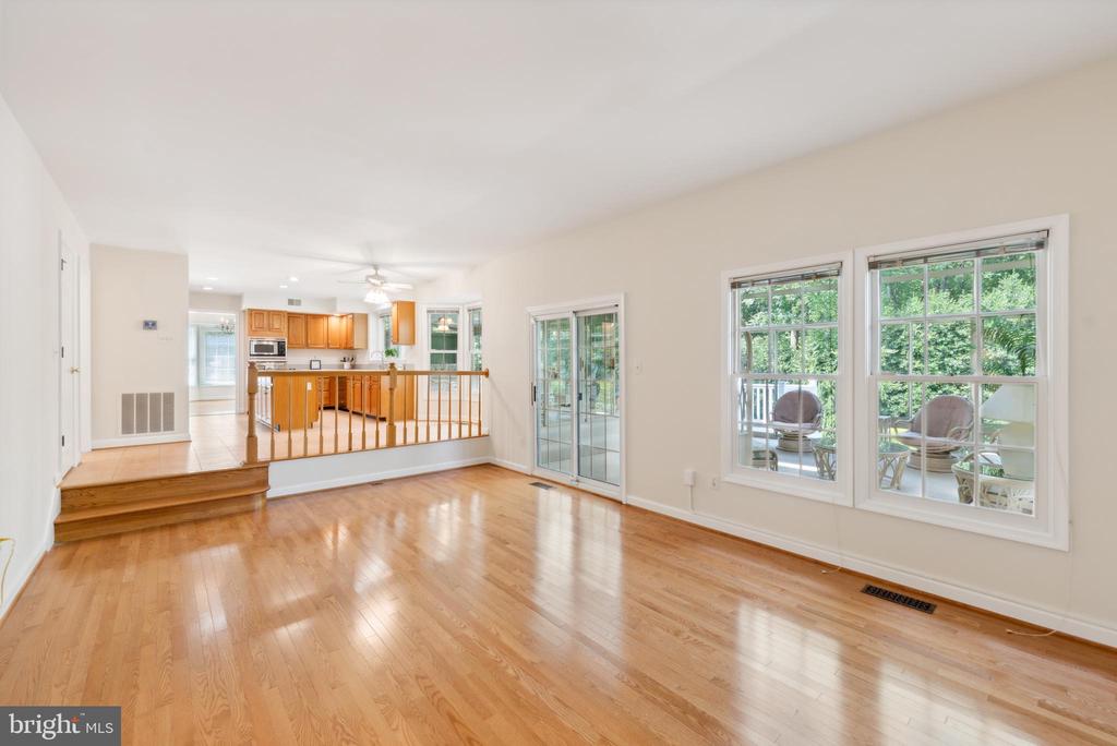 8418 Flowering Cherry Ln