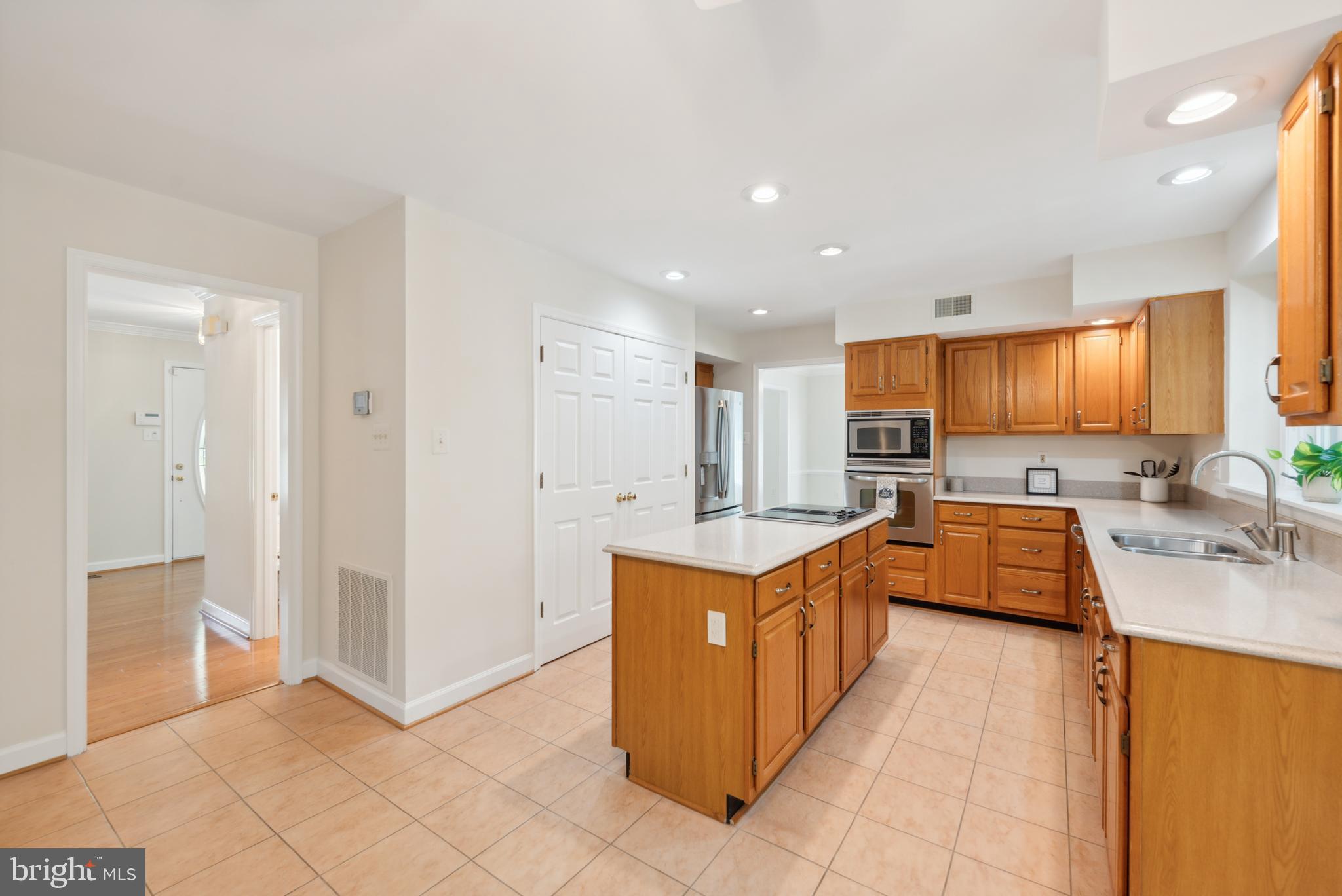 8418 Flowering Cherry Ln