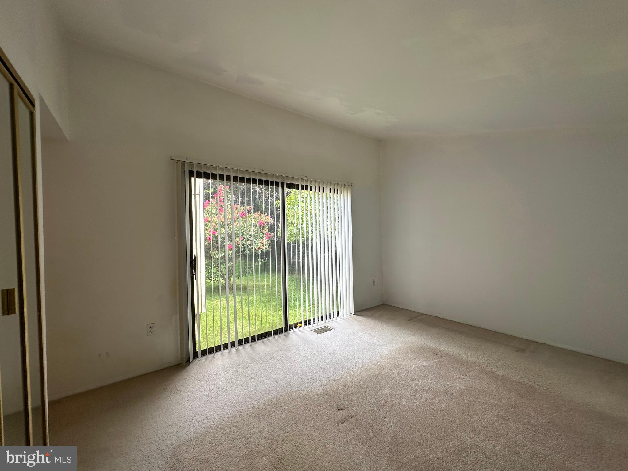 9305 Farewell Rd
